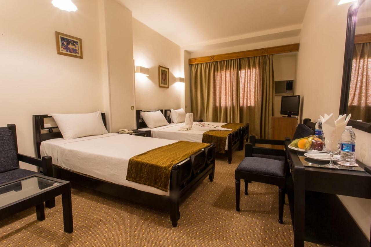 Cleopatra Hotel Асуан Экстерьер фото